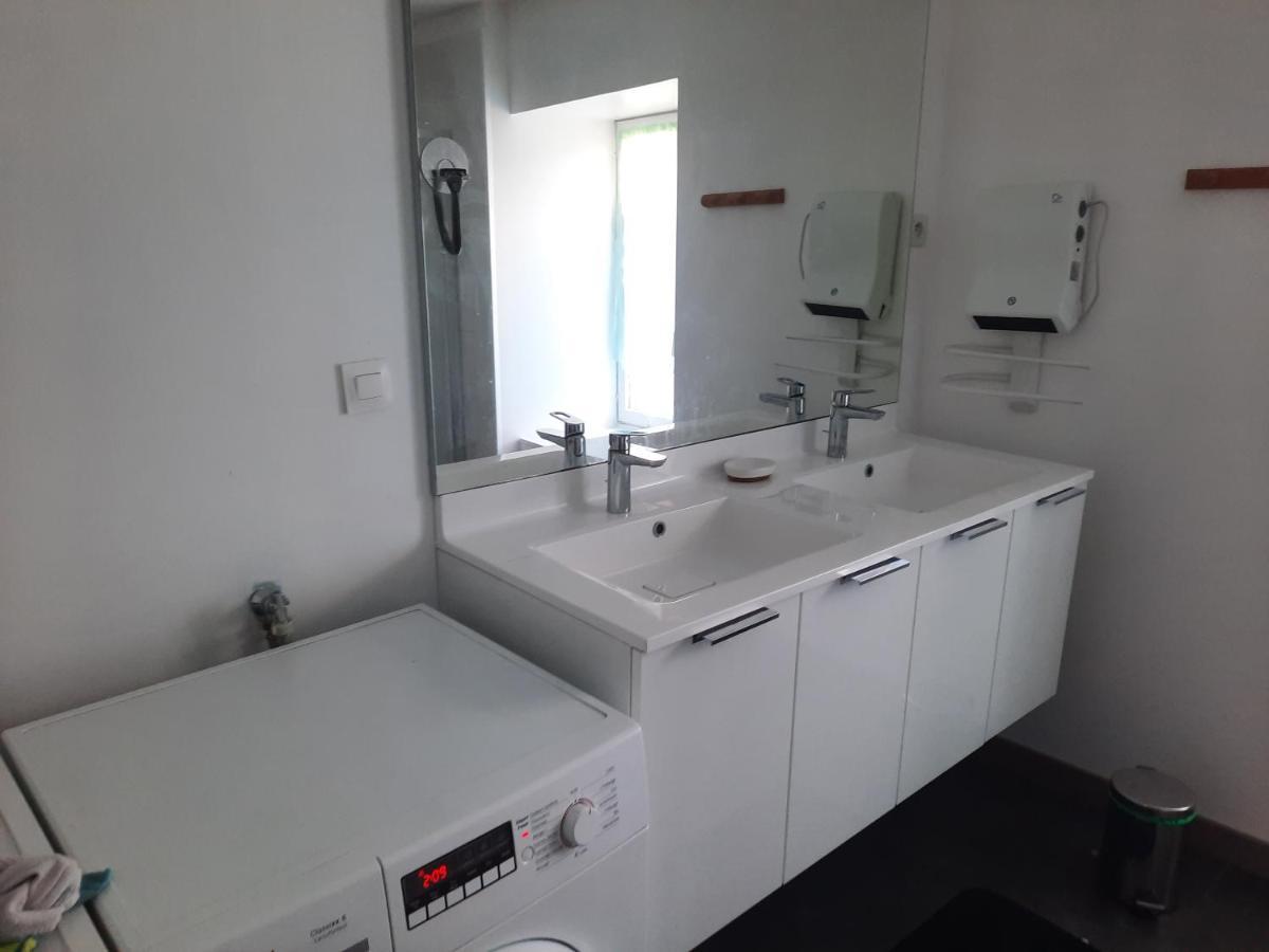 Appartement Tres Spacieux 4 Chambres 6 Couchages Noidans-le-Ferroux Bagian luar foto