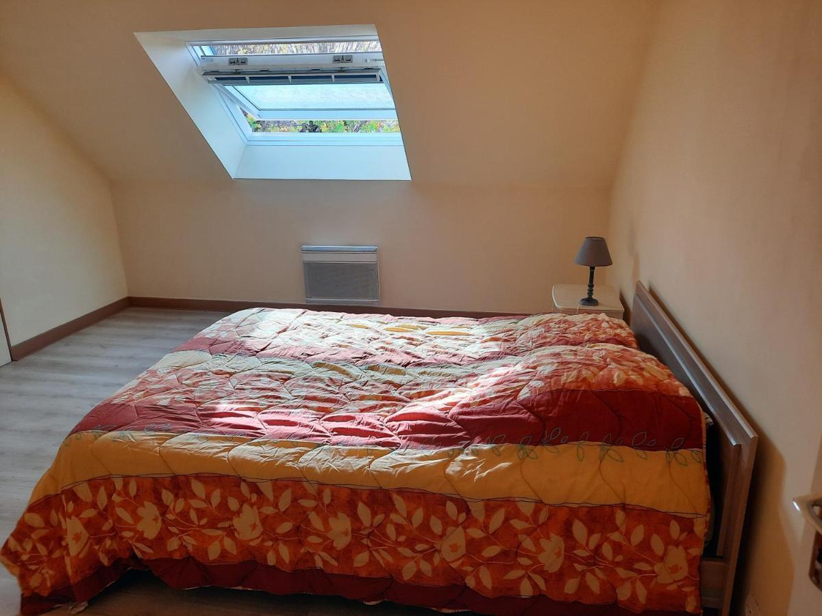 Appartement Tres Spacieux 4 Chambres 6 Couchages Noidans-le-Ferroux Bagian luar foto
