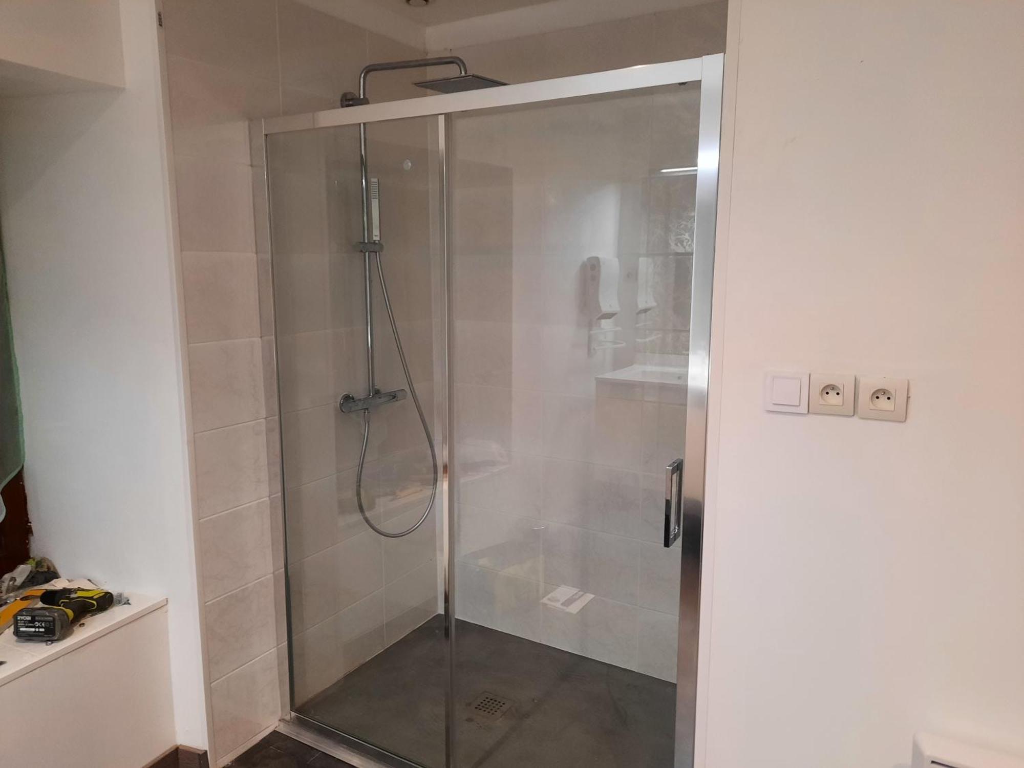 Appartement Tres Spacieux 4 Chambres 6 Couchages Noidans-le-Ferroux Bagian luar foto